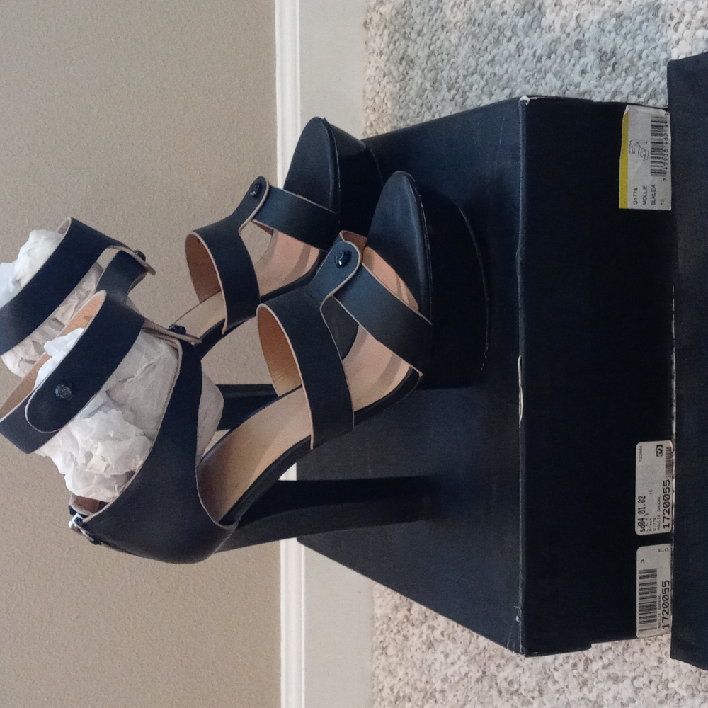 L.A.M.B Mollie Black Heels Size 10